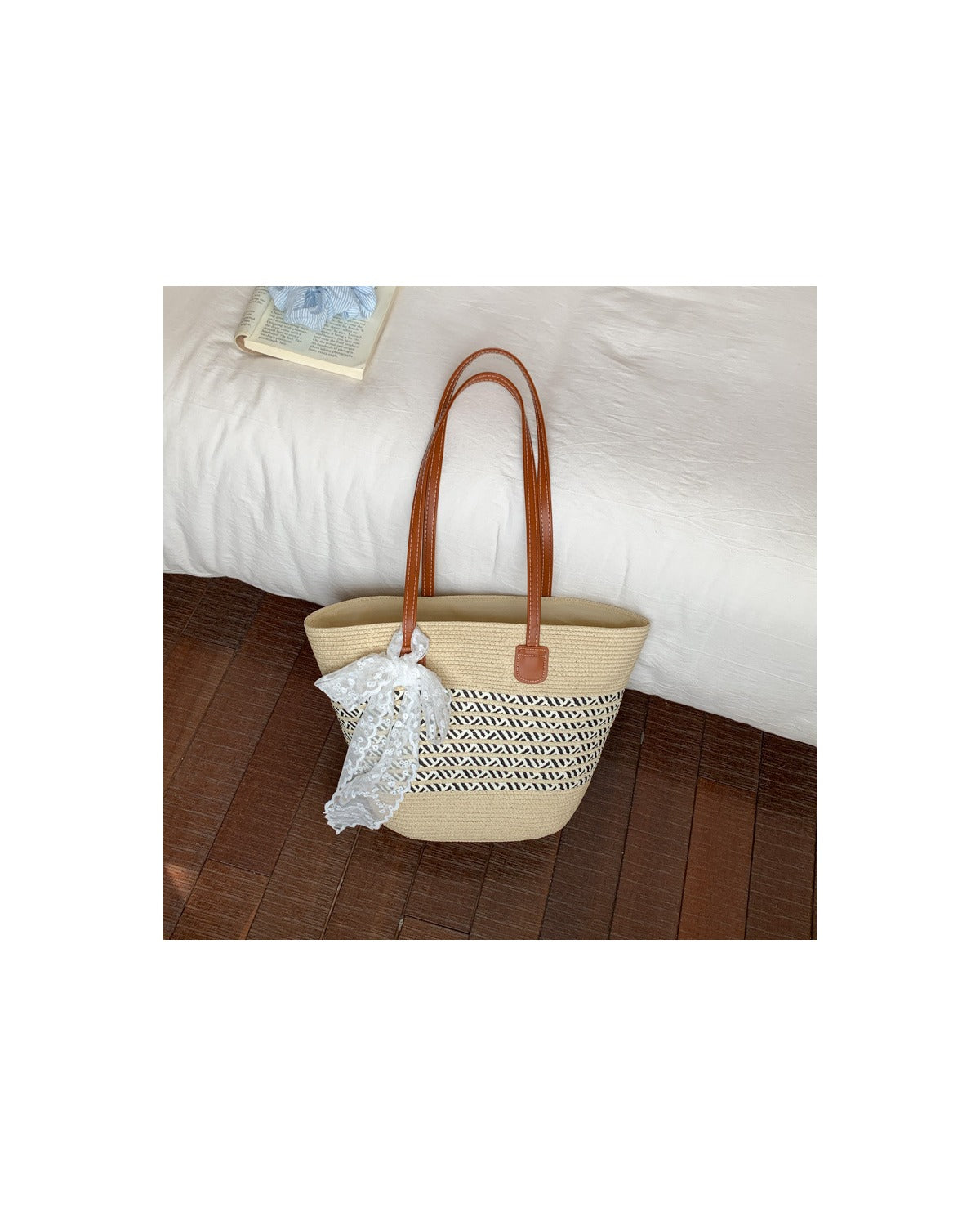 Borsa Resort Intrecciata con Manici Marroni