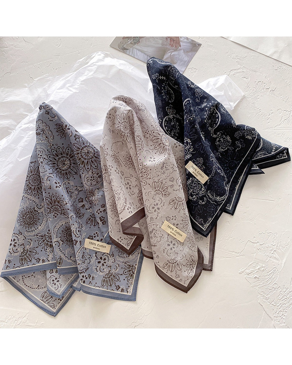 Foulard Quadrato in Cotone Lino