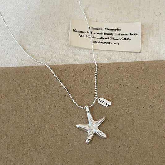 Collana Estiva con Dettagli Dorati - SLK