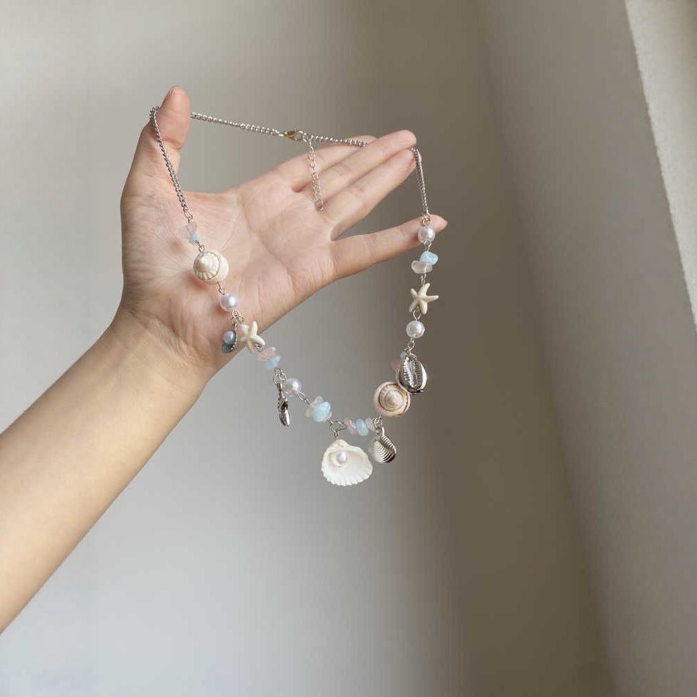 Collana Estiva con Dettagli Dorati - SLK