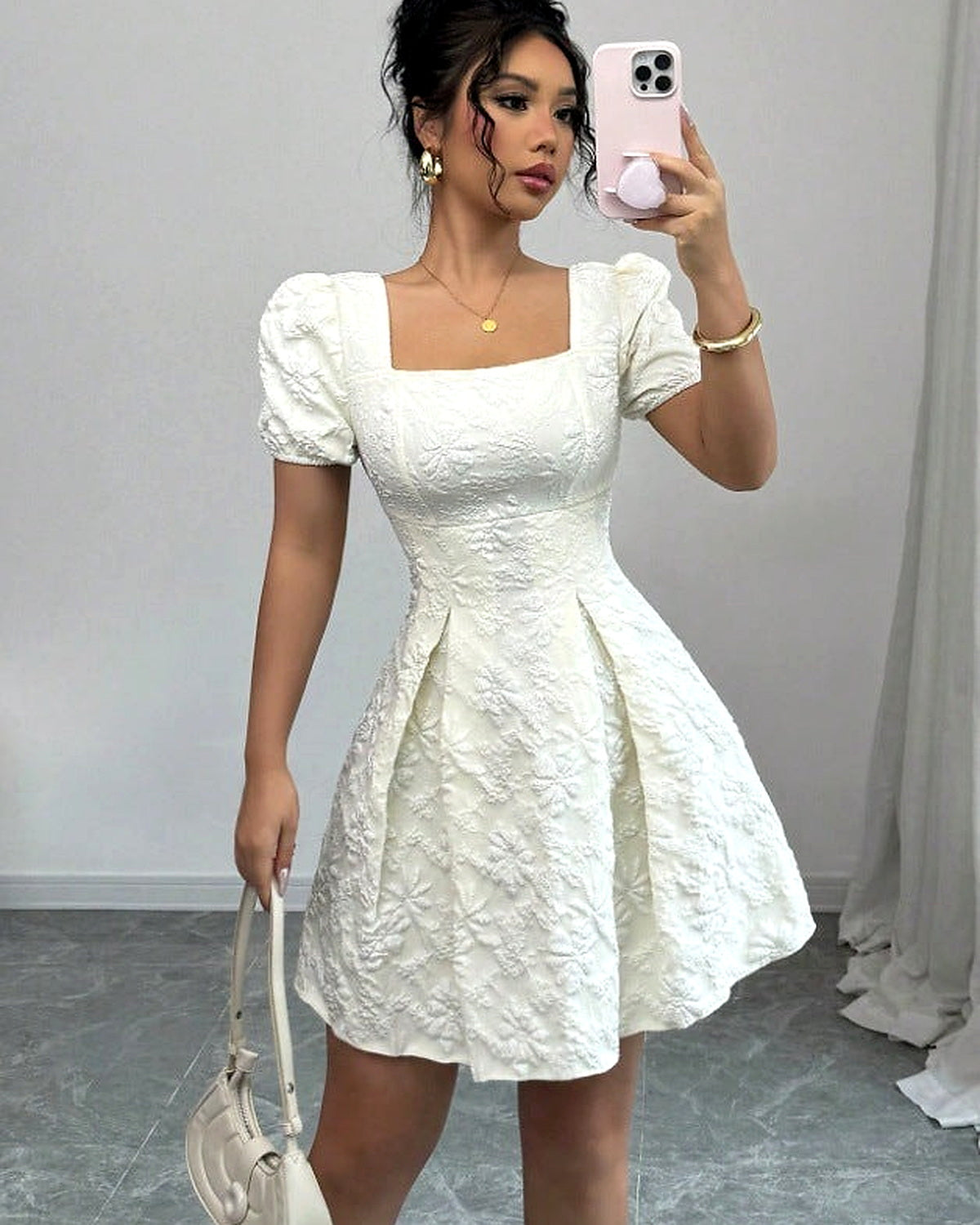 Abito Romantico con Scollo Quadrato - Bianco