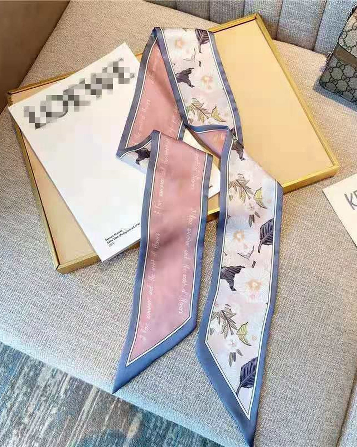 Foulard Vintage in Stile Seta - Rosa